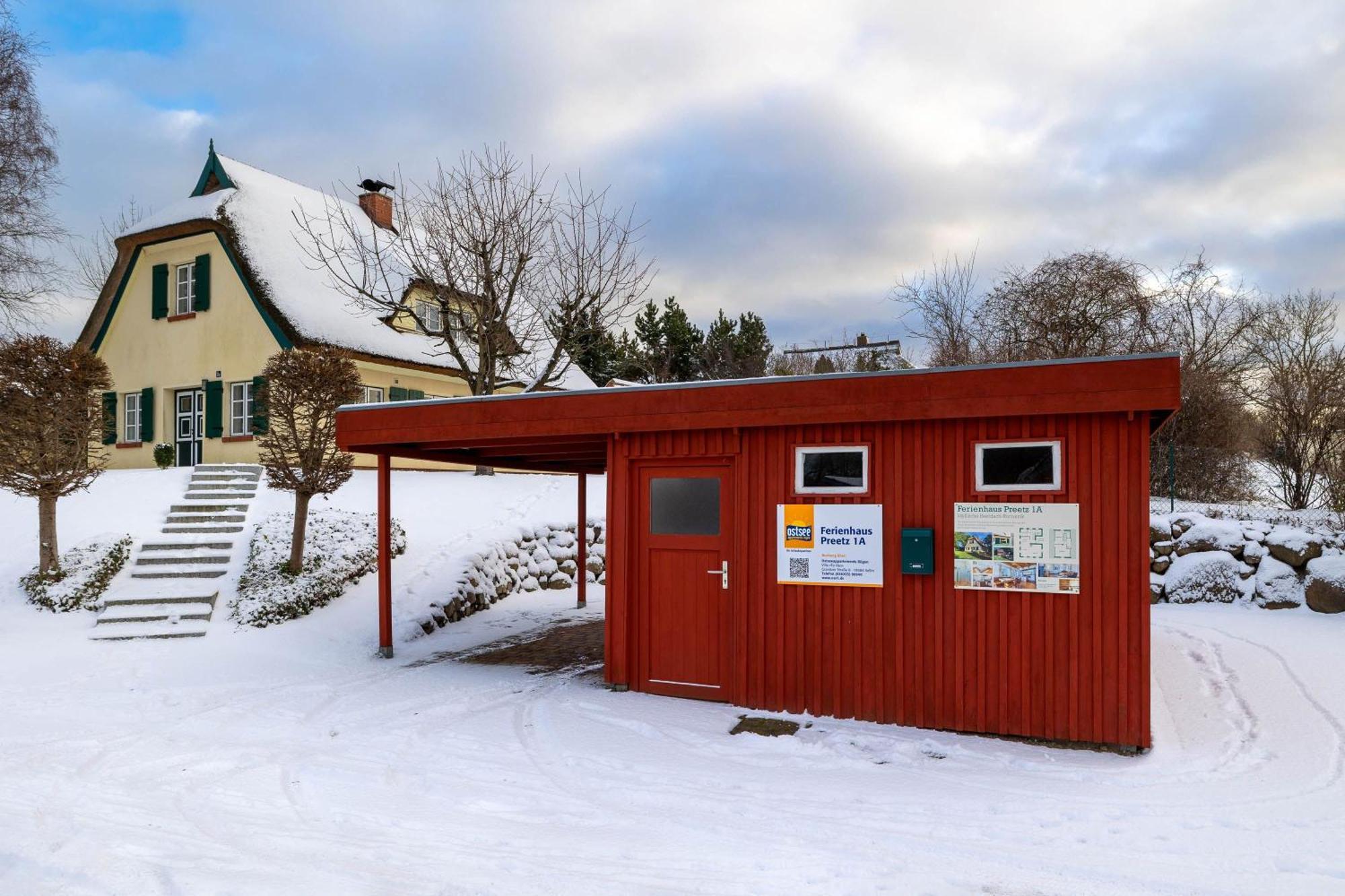 Ferienhaus Preetz 1A - Idylle Unter Reet Burtevitz ภายนอก รูปภาพ