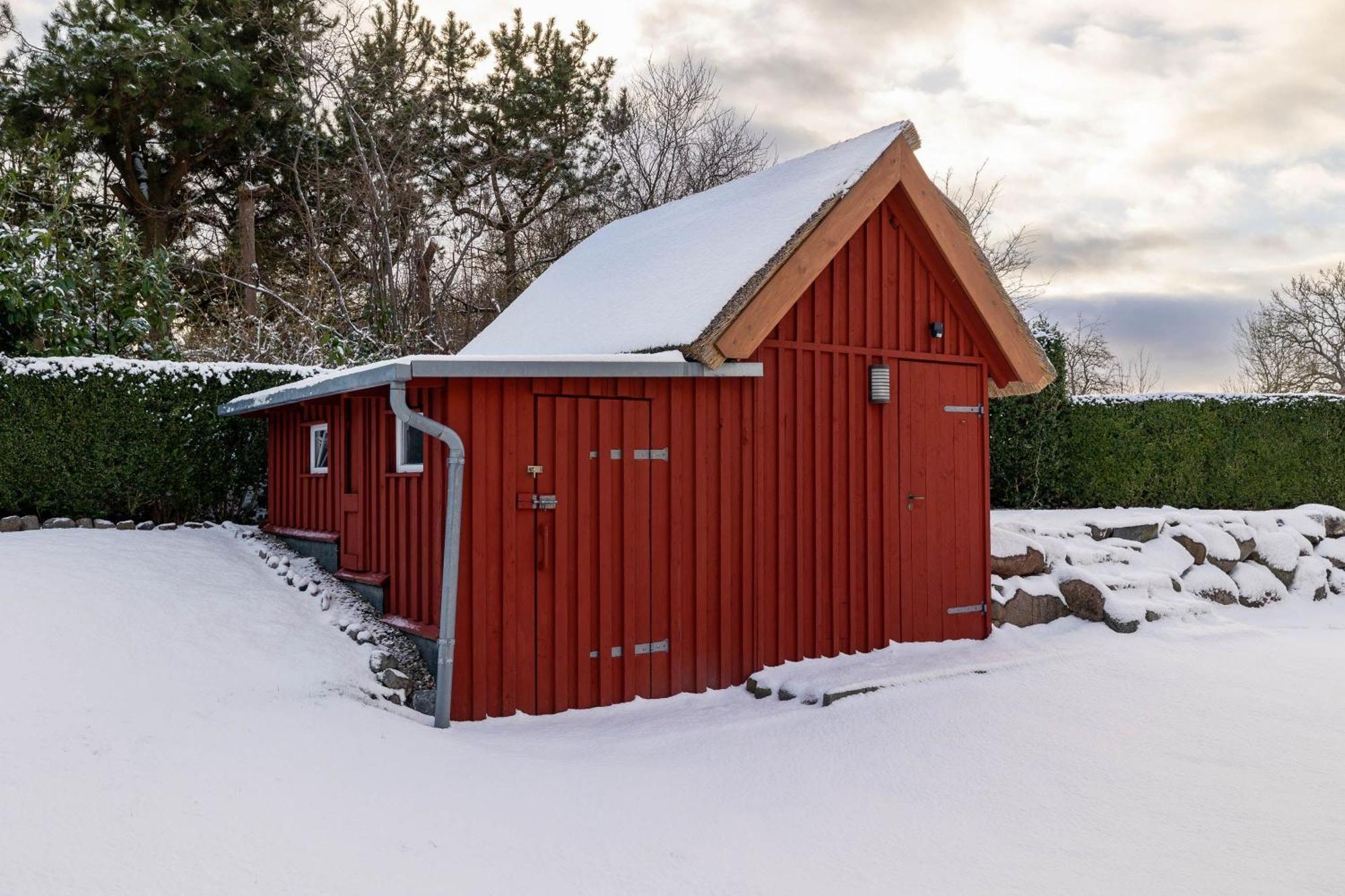Ferienhaus Preetz 1A - Idylle Unter Reet Burtevitz ภายนอก รูปภาพ
