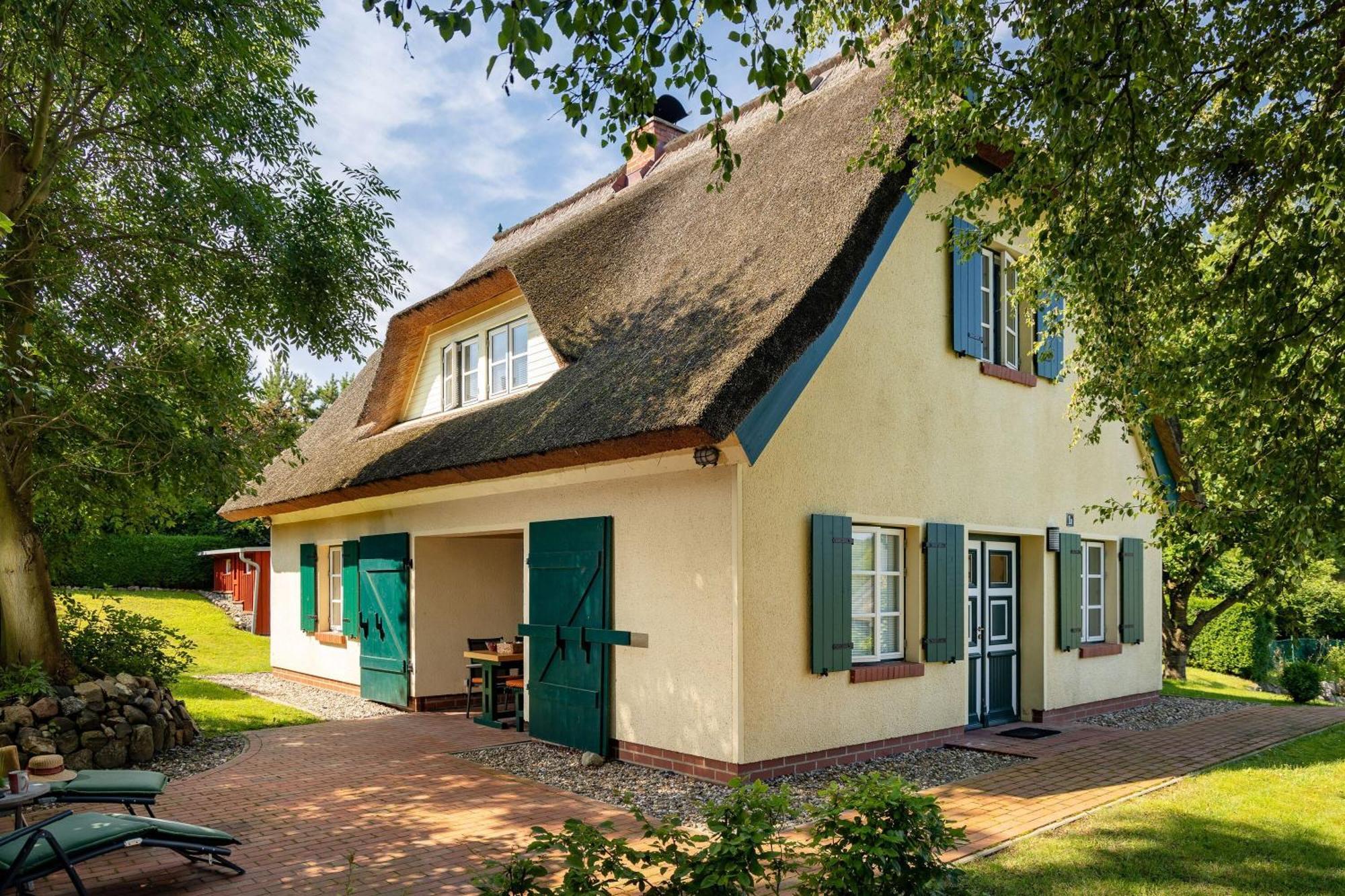 Ferienhaus Preetz 1A - Idylle Unter Reet Burtevitz ภายนอก รูปภาพ