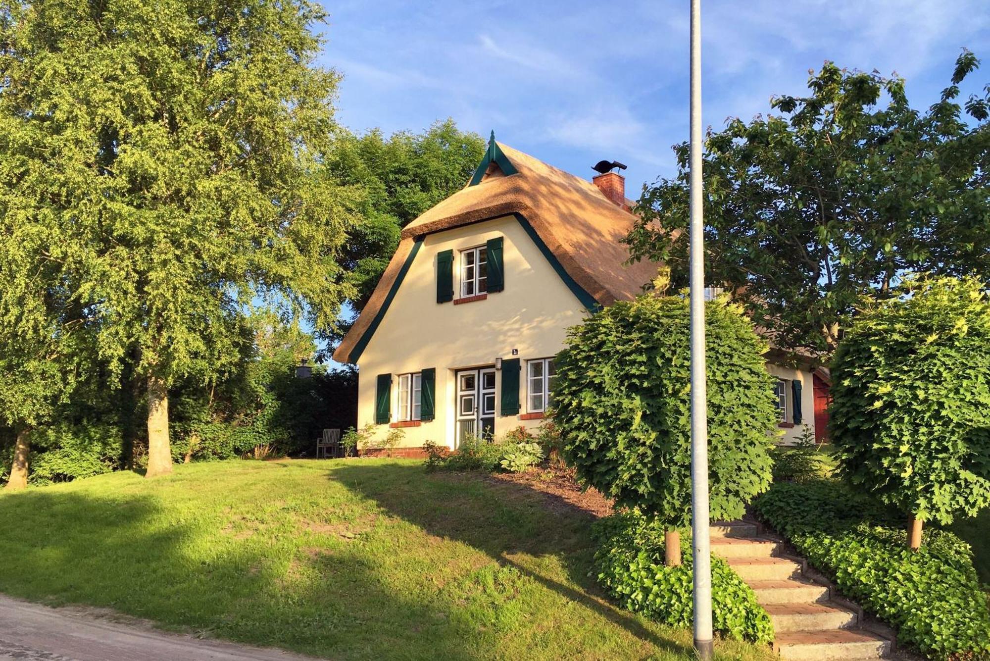 Ferienhaus Preetz 1A - Idylle Unter Reet Burtevitz ภายนอก รูปภาพ