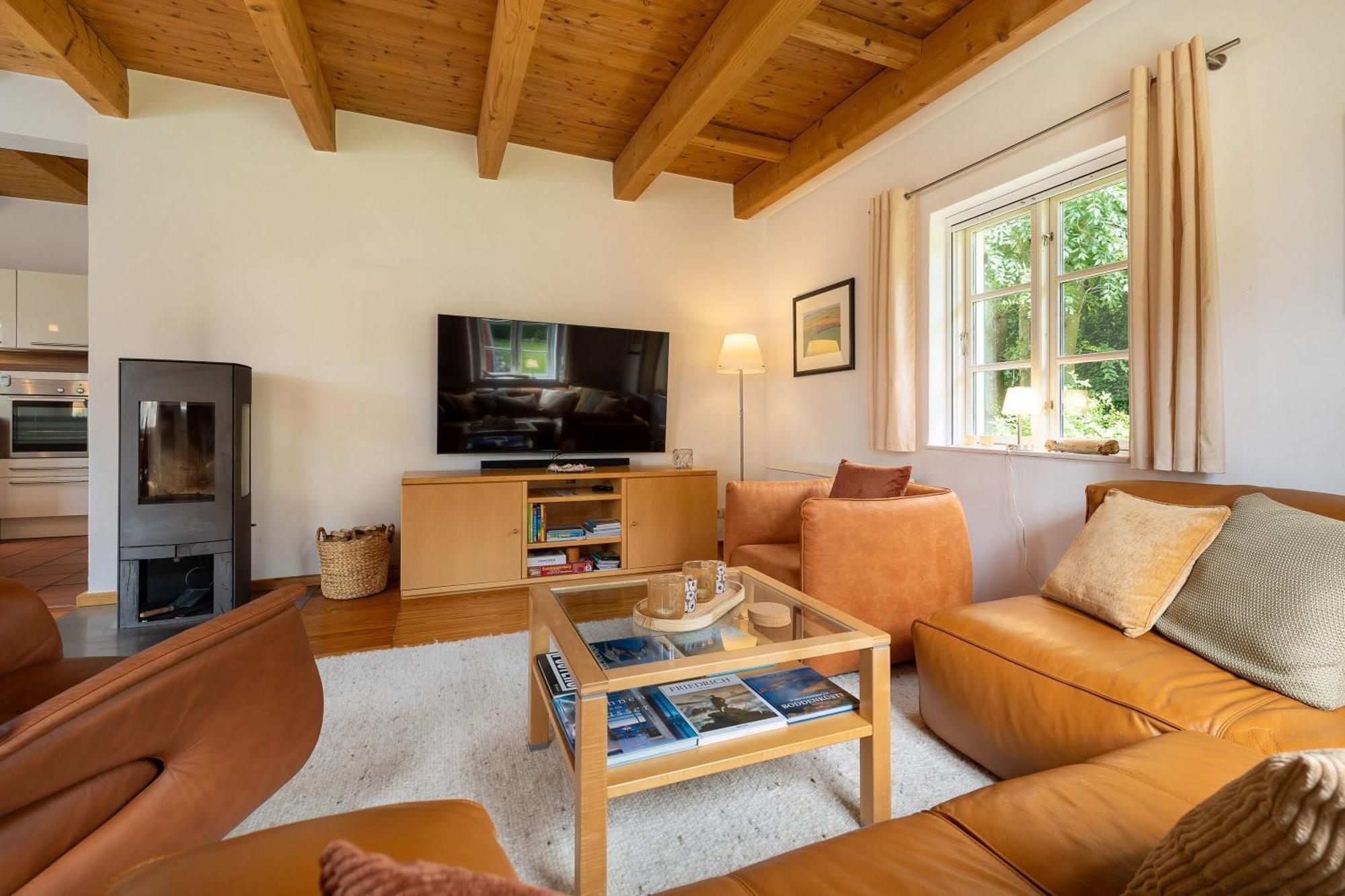 Ferienhaus Preetz 1A - Idylle Unter Reet Burtevitz ภายนอก รูปภาพ